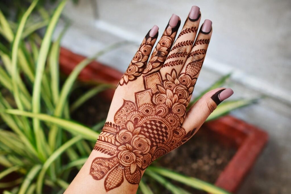 200+ Mehndi Design AI Prompts for Girls (Viral & Trending)